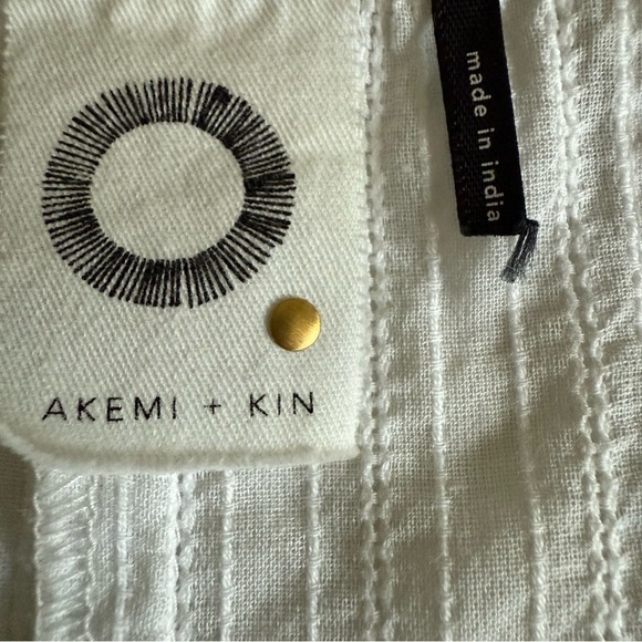 Akemi + Kin | Anthropologie | Noyo Embroidered White Blouse | 100% Cotton - Picture 6 of 8